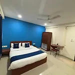 Hotel Aura Inn